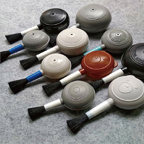 Blasbürste mit Cartoon-Bär zum Reinigen von Zielfernrohren oder Rillen